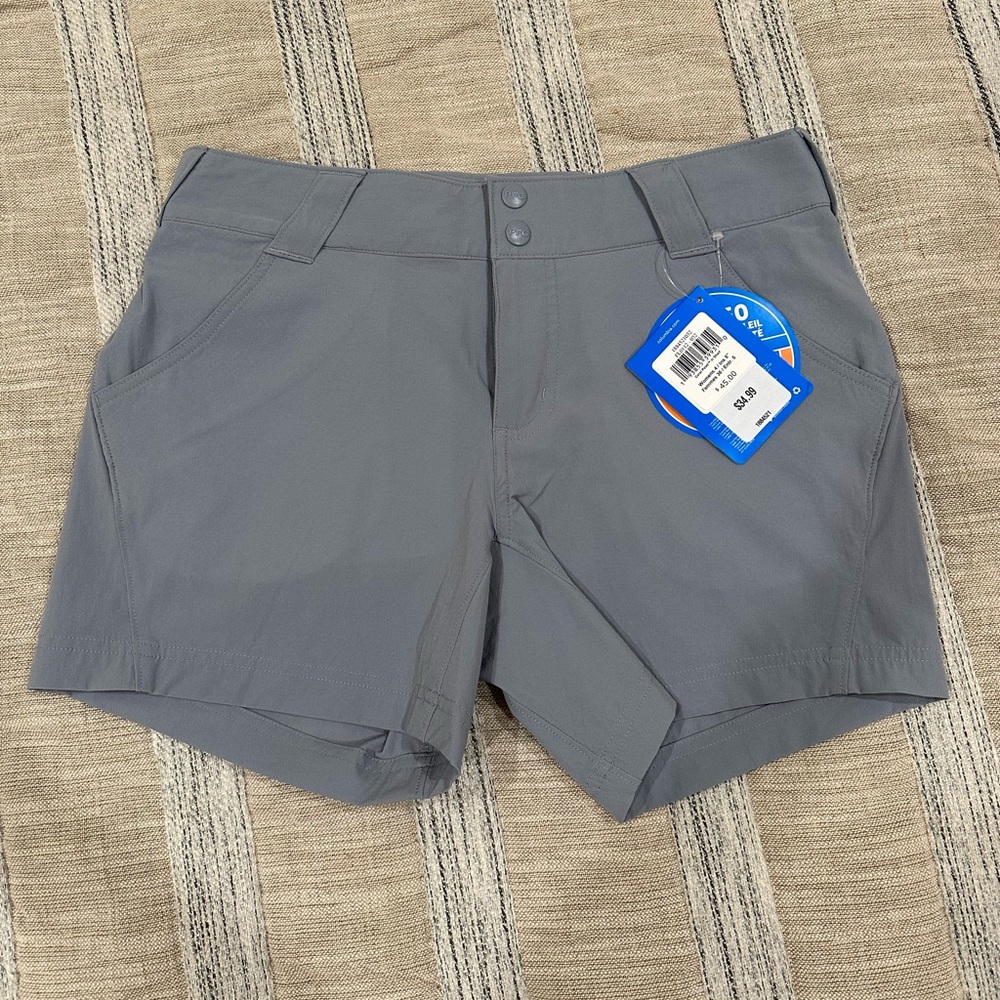 Women’s Columbia PFG shorts